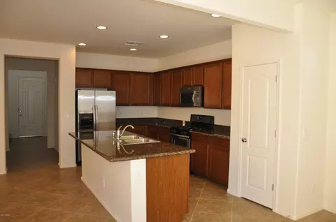 2124 S Martingale Rd, Gilbert, AZ 85295 photo 9