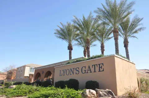 2124 S Martingale Rd, Gilbert, AZ 85295 photo 3