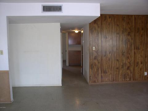 543 E 7th Dr, Mesa, AZ 85204 photo 4