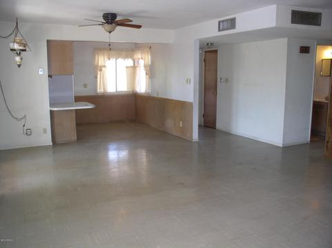 543 E 7th Dr, Mesa, AZ 85204 photo 2