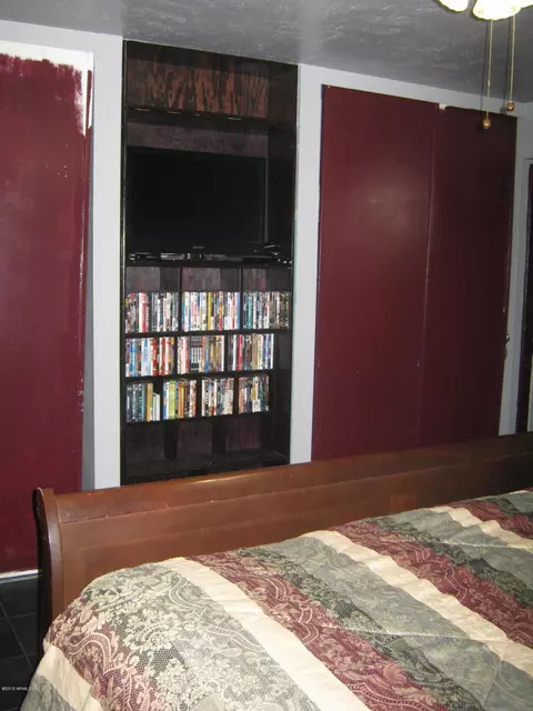 3032 N 40th Dr, Phoenix, AZ 85019 photo 13