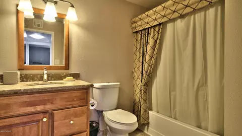 3768 E Gelding Dr, Phoenix, AZ 85032 photo 21