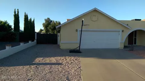 7535 E Grandview Cir, Mesa, AZ 85207 photo 2
