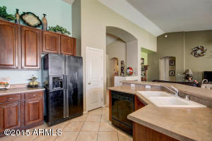 2196 S Rock Ct, Gilbert, AZ 85295 photo 11