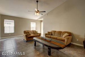 71 W Gail Dr, Gilbert, AZ 85233 photo 5