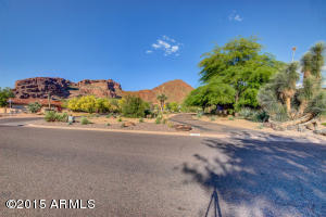 4535 E Palomino Rd, Phoenix, AZ 85018 photo 5