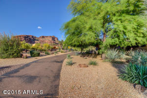 4535 E Palomino Rd, Phoenix, AZ 85018 photo 4