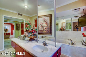 4535 E Palomino Rd, Phoenix, AZ 85018 photo 31