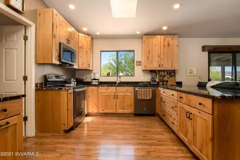 11350 E Hillside Dr, Cornville, AZ 86325 photo 3