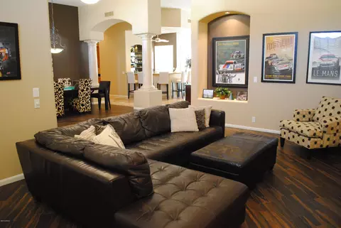 2001 E Taxidea Way, Phoenix, AZ 85048 photo 5