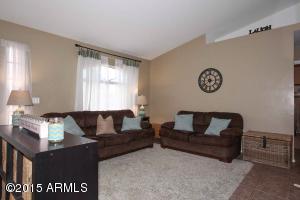 884 S Wanda Dr, Gilbert, AZ 85296 photo 16
