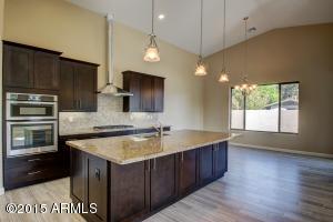 548 E Belmont Ave, Phoenix, AZ 85020 photo 6