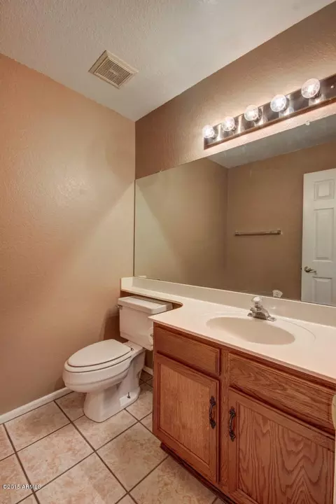 2101 E New Bedford Dr, Gilbert, AZ 85234 photo 12