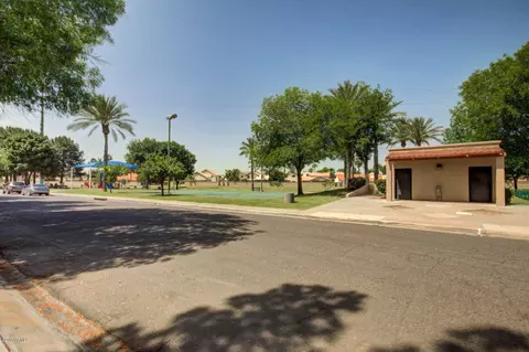 2101 E New Bedford Dr, Gilbert, AZ 85234 photo 41