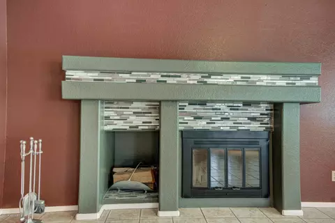 2101 E New Bedford Dr, Gilbert, AZ 85234 photo 9