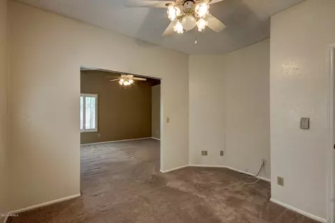 2101 E New Bedford Dr, Gilbert, AZ 85234 photo 28