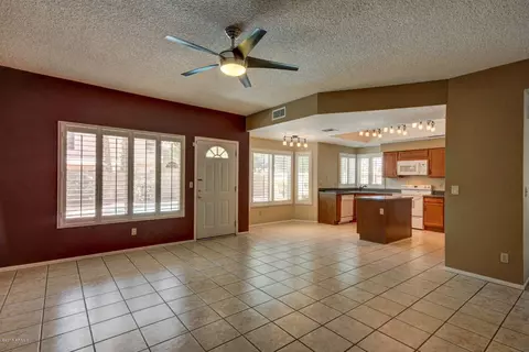 2101 E New Bedford Dr, Gilbert, AZ 85234 photo 11