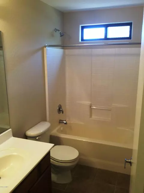 2329 E Cochise Ave, Apache Junction, AZ 85119 photo 5