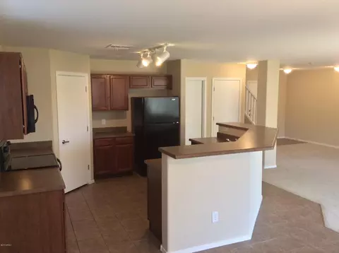 2329 E Cochise Ave, Apache Junction, AZ 85119 photo 3