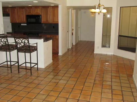 918 E Beck Ln, Phoenix, AZ 85022 photo 25