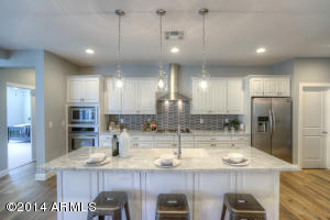 3424 E Clarendon Ave, Phoenix, AZ 85018 photo 4