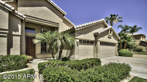 2070 E Amber Ln, Gilbert, AZ 85296 photo 4