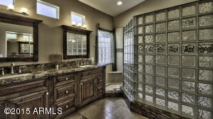 2070 E Amber Ln, Gilbert, AZ 85296 photo 23