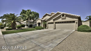 2070 E Amber Ln, Gilbert, AZ 85296 photo 1