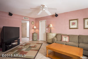 2549 E Becker Ln, Phoenix, AZ 85028 photo 6