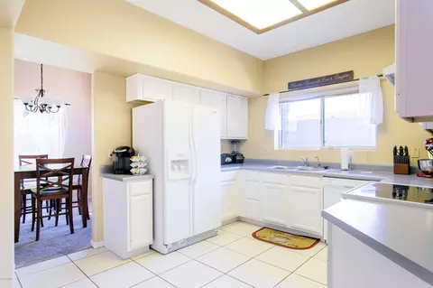 1547 E Beacon Dr, Gilbert, AZ 85234 photo 9