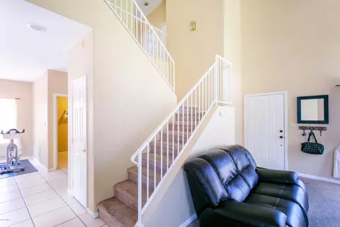 1547 E Beacon Dr, Gilbert, AZ 85234 photo 4