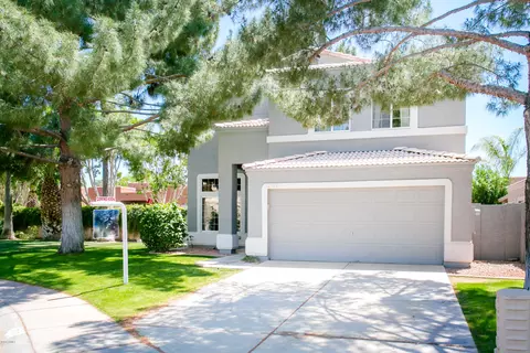1547 E Beacon Dr, Gilbert, AZ 85234 photo 1