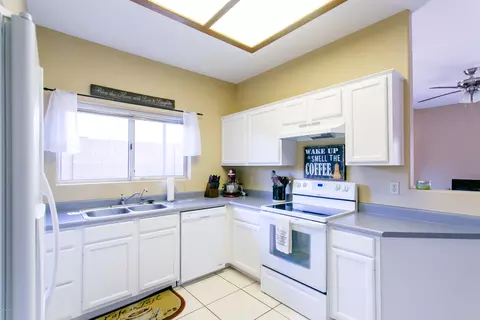 1547 E Beacon Dr, Gilbert, AZ 85234 photo 5
