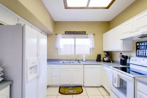 1547 E Beacon Dr, Gilbert, AZ 85234 photo 6
