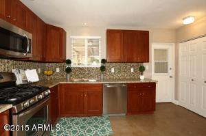 4446 N 33rd Pl, Phoenix, AZ 85018 photo 10