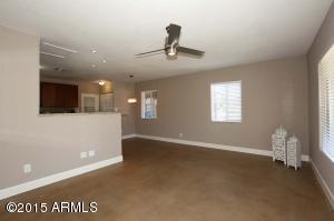 4446 N 33rd Pl, Phoenix, AZ 85018 photo 5