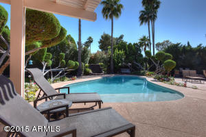 409 E Forest Hills Dr, Phoenix, AZ 85022 photo 1