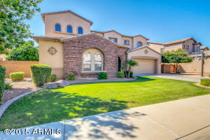 3029 S Colonial St, Gilbert, AZ 85295 photo 1