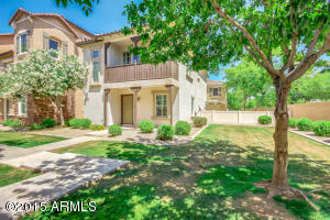4051 E Windsor Dr, Gilbert, AZ 85296 photo 1