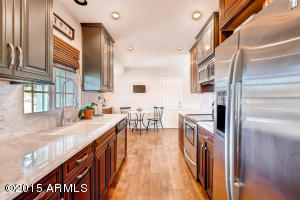 4301 E Clarendon Ave, Phoenix, AZ 85018 photo 11
