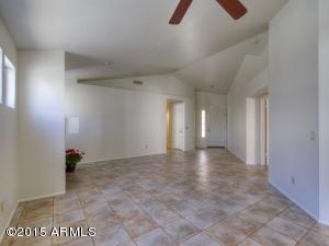 4010 E Paradise Dr, Phoenix, AZ 85028 photo 4