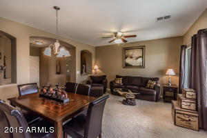 2907 E Coconino Dr, Gilbert, AZ 85298 photo 3