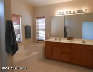 2715 E Brooks St, Gilbert, AZ 85296 photo 11