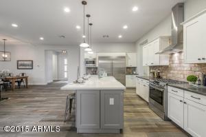 3432 E Clarendon Ave, Phoenix, AZ 85018 photo 4