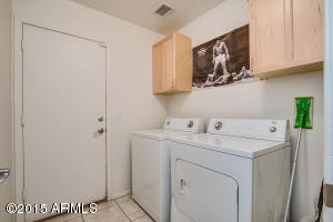 1734 E Amber Ln, Gilbert, AZ 85296 photo 8
