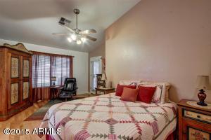 335 E Liberty Ln, Gilbert, AZ 85296 photo 21
