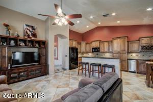 335 E Liberty Ln, Gilbert, AZ 85296 photo 10