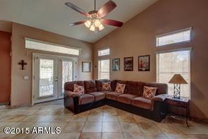 335 E Liberty Ln, Gilbert, AZ 85296 photo 7