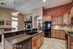 335 E Liberty Ln, Gilbert, AZ 85296 photo 13