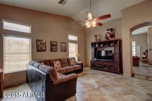 335 E Liberty Ln, Gilbert, AZ 85296 photo 8